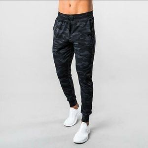 Alphalete black camo joggers